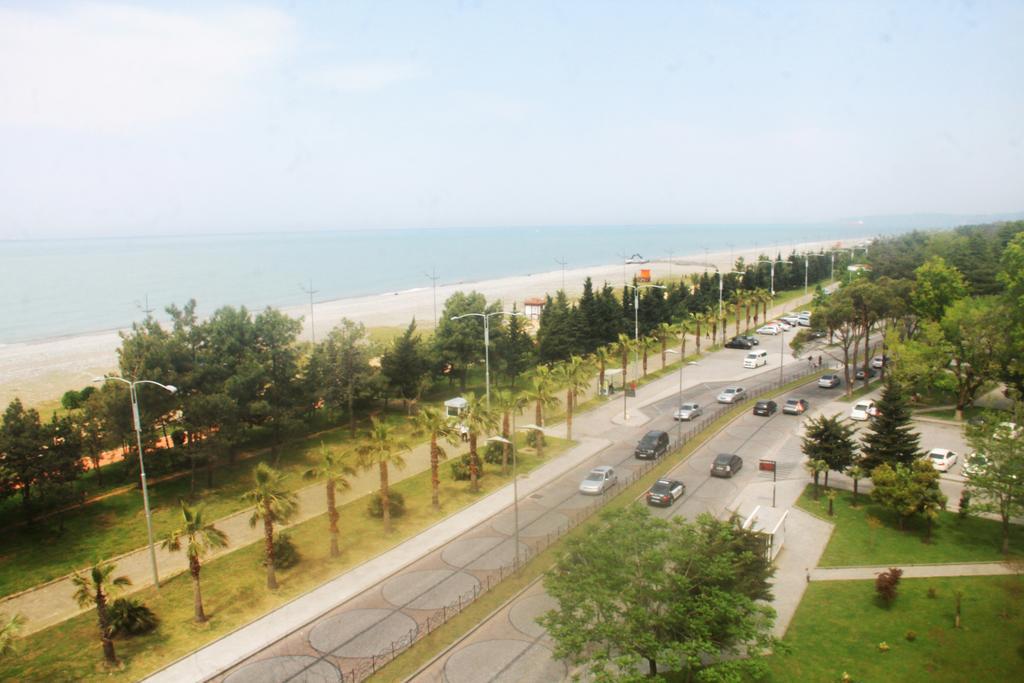 Apartment Rustaveli 57 Batumi Luaran gambar